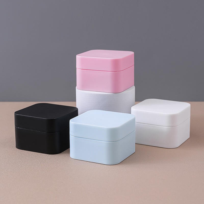 Factory direct sales of portable double-layer scrub cream case, decanter cream case, eyeshadow case, travel set.