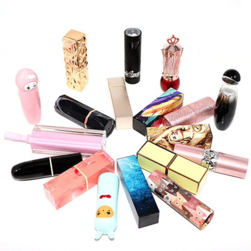 Hot-selling empty lipstick tubes in various sizes  square and round lipstick tubes