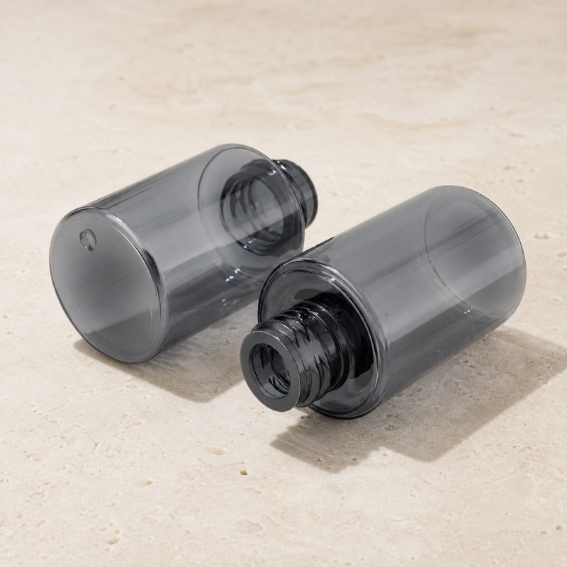 threaded-neck-detail-of-smoky-petg-spray-bottle.jpg
