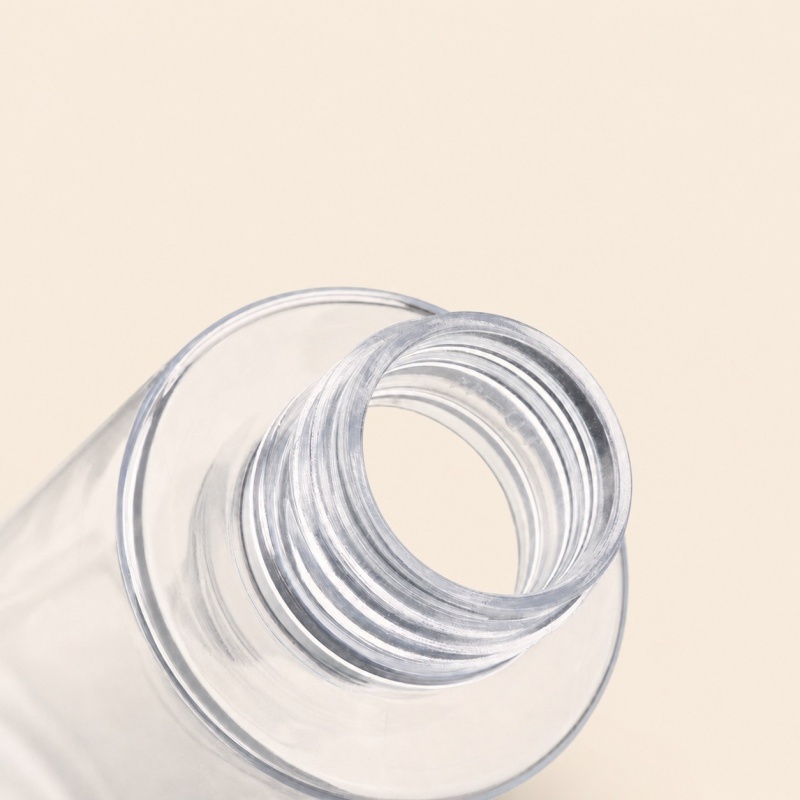 threaded-neck-detail-of-clear-pet-cosmetic-bottle.jpg
