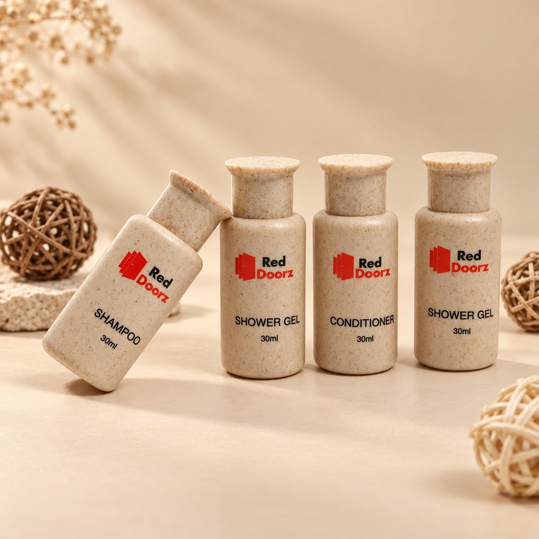 Biodegradable Cosmetic Packaging Washing Hair Water Bottle Hotel Care Packaging Customization