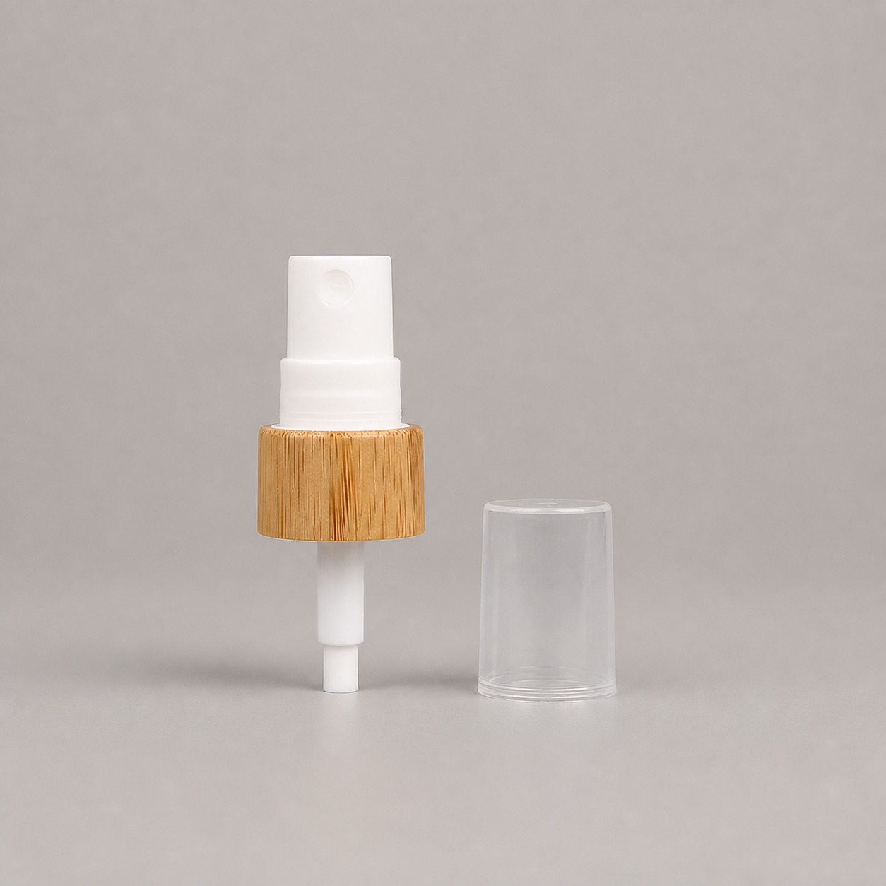 bamboo-spray-pump-and-separated-protective-cap