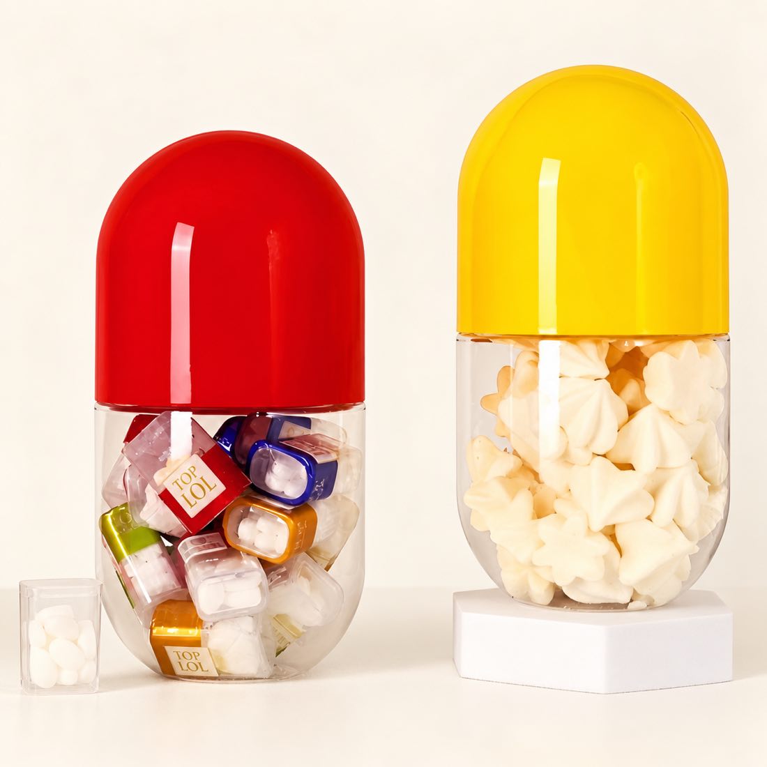 520ml-clear-pet-capsule-shaped-candy-and-supplement-jar-showing-red-yellow-pair